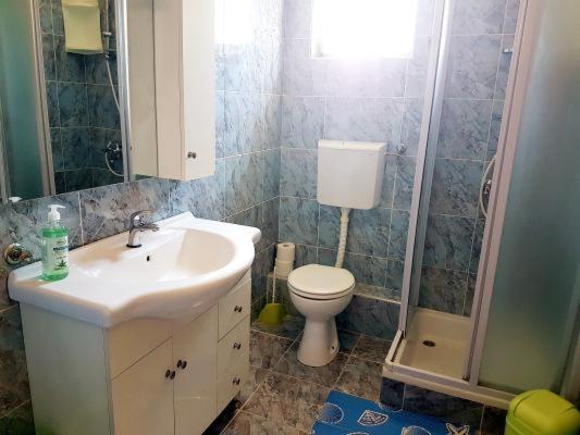 Ara-Kata Apartment Baska  Ngoại thất bức ảnh