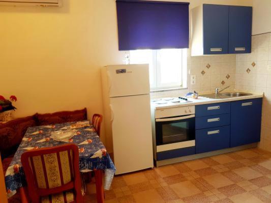 Ara-Kata Apartment Baska  Ngoại thất bức ảnh