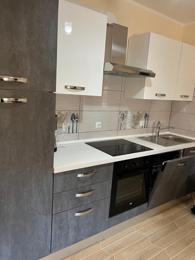 Ara-Kata Apartment Baska  Ngoại thất bức ảnh